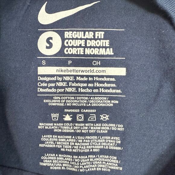 Nike NFL Seattle Seahawks We Are Twelve T-Shirt Women’s S Navy Blue - Picture 5 of 5